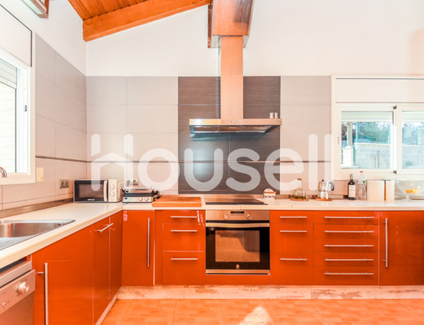 Chalet en venta de 274 m² Calle Macabeu, 08790 Gelida (Barcelona)