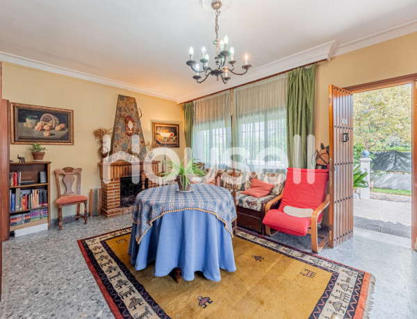 House-Villa For sell in Dos Hermanas in Sevilla 