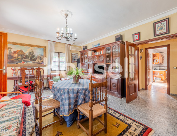 House-Villa For sell in Dos Hermanas in Sevilla 