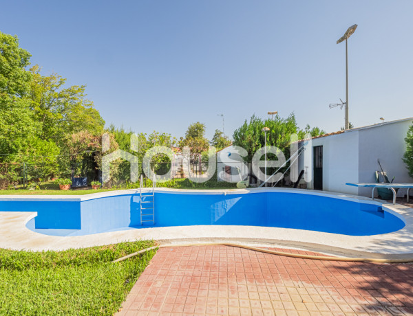 House-Villa For sell in Dos Hermanas in Sevilla 