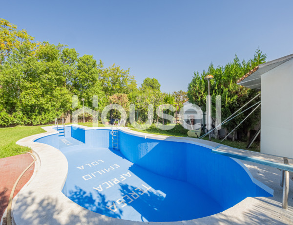 House-Villa For sell in Dos Hermanas in Sevilla 