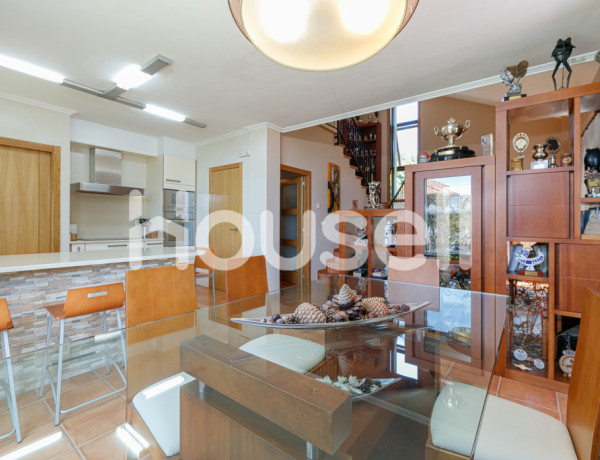 Casa en venta de 238 m² Lugar Axis-Simes, 36969 Meaño (Pontevedra)