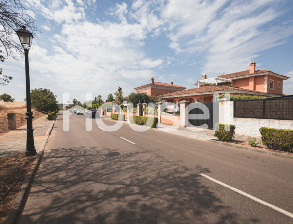 Casa en venta de 402 m² Urbanización Golf Guadiana, 06195 Badajoz