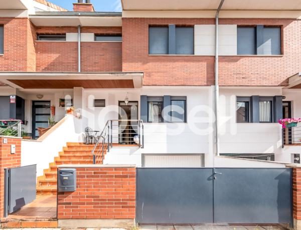 Casa en venta de 255 m² Calle Escipión, 24191 San Andrés del Rabanedo (León)