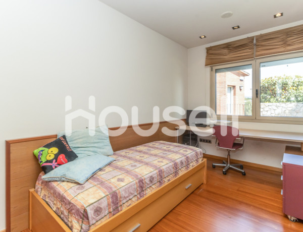 House-Villa For sell in Canovelles in Barcelona 