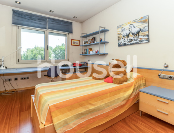 House-Villa For sell in Canovelles in Barcelona 