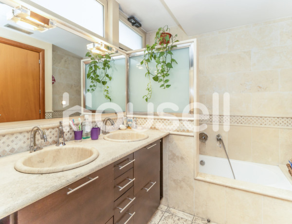 House-Villa For sell in Canovelles in Barcelona 