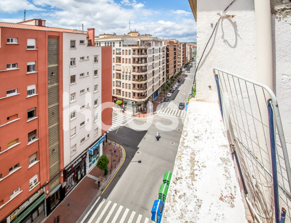 Piso de 89m² en Avenida Pérez Galdós, 26002 Logroño (La Rioja)