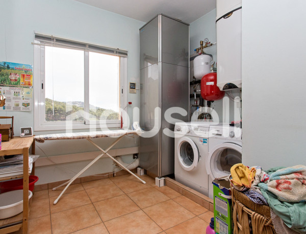 Casa en venta de 381 m² Calle de Rafael Albertí, 08757 Corbera de Llobregat (Barcelona)