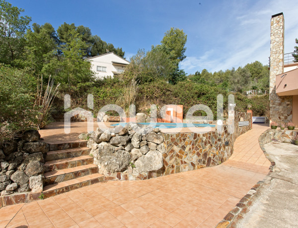 Casa en venta de 381 m² Calle de Rafael Albertí, 08757 Corbera de Llobregat (Barcelona)