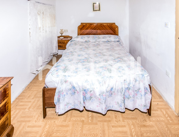 Town house For sell in Espejo in Álava 