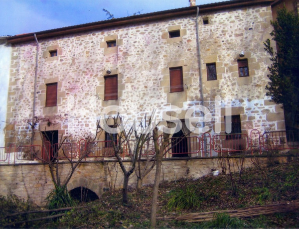 Town house For sell in Espejo in Álava 