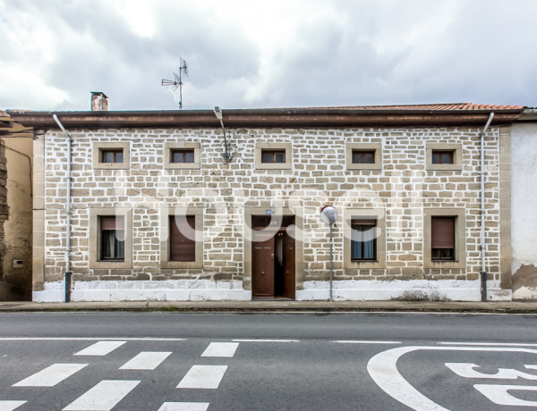 Casa en venta de 400 m² Carretera Bilbao Errepidea (Espejo), 01423 Valdegovía/Gaubea (Araba)
