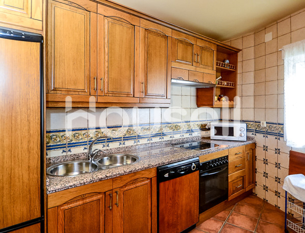 House-Villa For sell in Guijo De Granadilla in Cáceres 