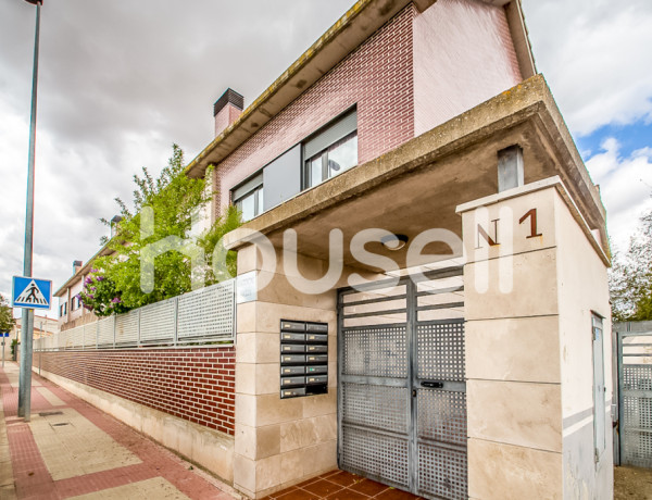 Chalet pareado en venta de 350 m² Calle Río Antiguo, 26375 Entrena (La Rioja)