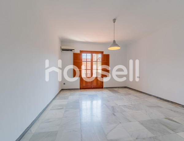 Espacioso casa de 312 m² de superficie con parcela de 203m²  Calle Músico Manuel de Julio, 41309 Rinconada (La) (Sevilla)