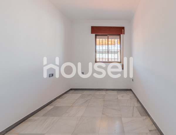 Espacioso casa de 312 m² de superficie con parcela de 203m²  Calle Músico Manuel de Julio, 41309 Rinconada (La) (Sevilla)