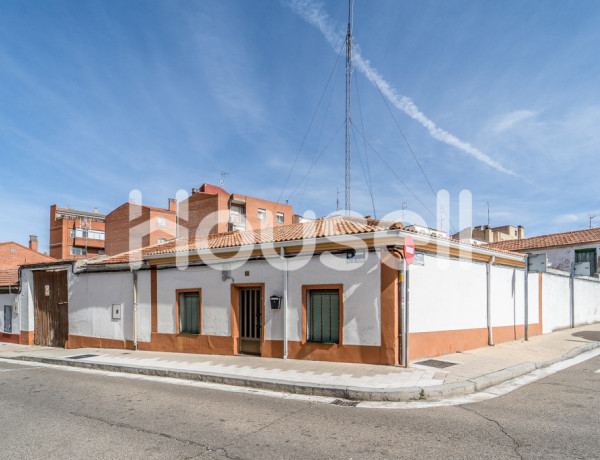 Chalet en venta de 247 m² Camino Viejo del Polvorín, 47012 Valladolid