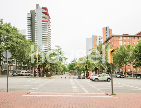 Amplio piso de 120 m²  en Carrer de Llull, 08019 Barcelona