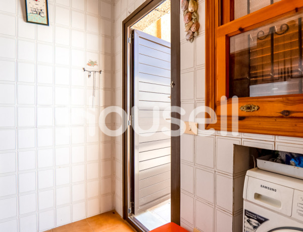 Chalet de 100  m² en  Calle Isla de Fernando Poo, San Javier (Murcia)