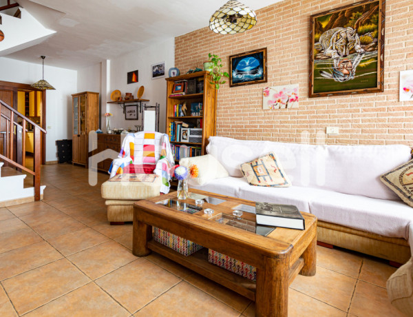 House-Villa For sell in Puerto Del Rosario in Las Palmas 