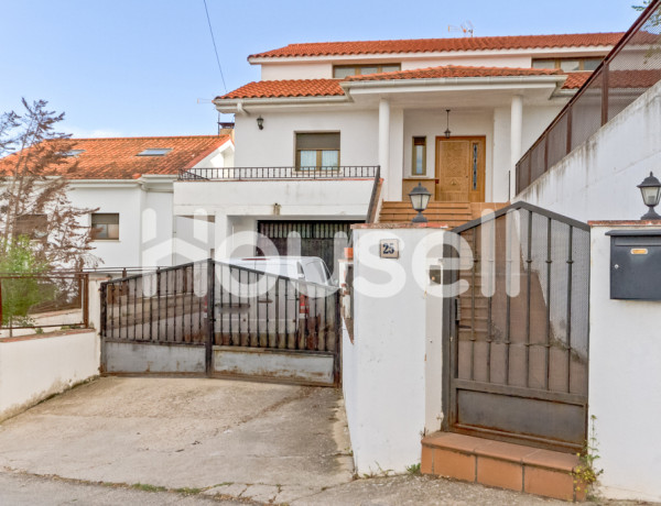 House-Villa For sell in Valdilecha in Madrid 