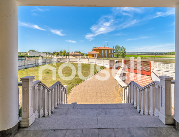 House-Villa For sell in Villanueva De Duero in Valladolid 