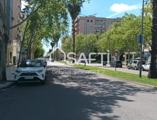 Valdepasillas, cuatro dormitorios, dos baños, plaza de garaje