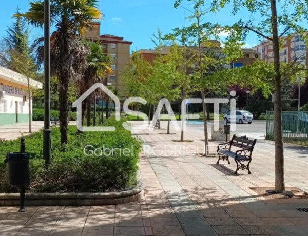 Valdepasillas, cuatro dormitorios, dos baños, plaza de garaje