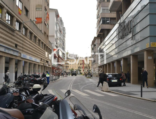 Oportunidad Única en el Casco Histórico de Badajoz  Venta