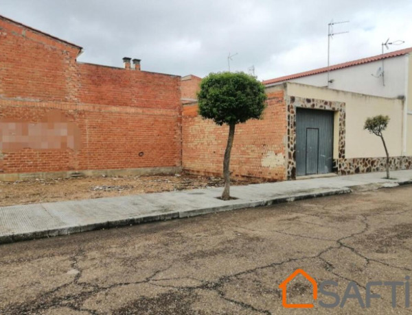 Urban land For sell in Puebla De La Calzada in Badajoz 