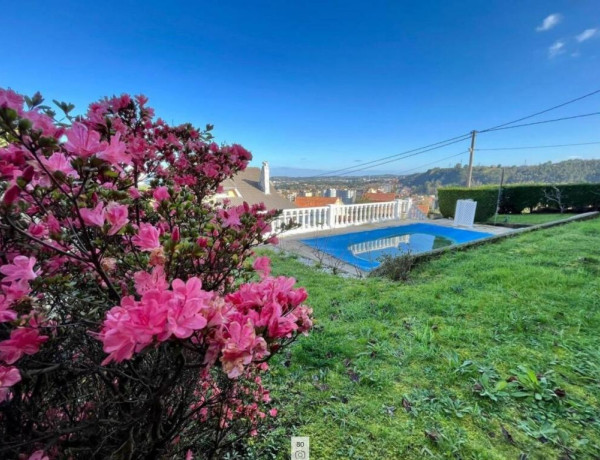 House-Villa For sell in Castrillon in Lugo 