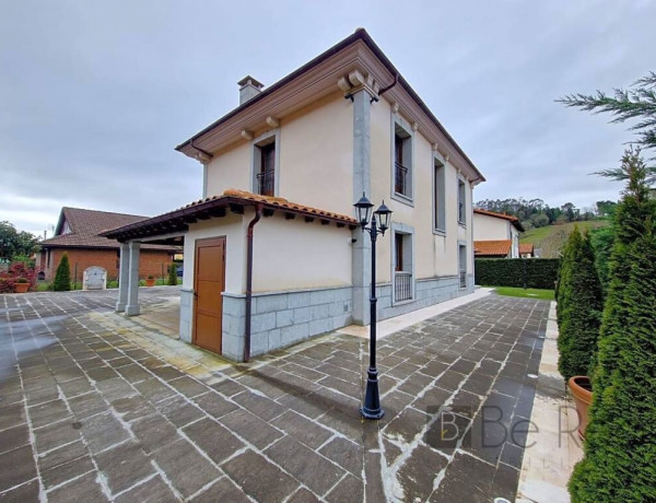 House-Villa For sell in Ribadesella in Asturias 