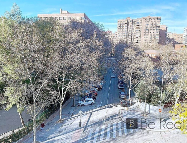 DESPACHO EN ALQUILER EN EDIFICIO DE OFICINAS EN PROSPERIDAD (MADRID)