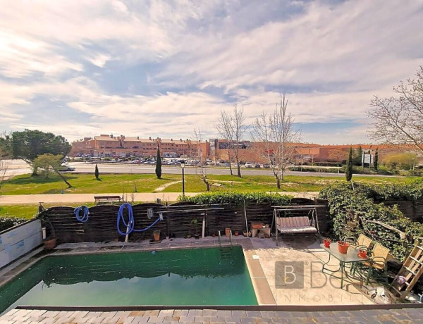 House-Villa For sell in Villanueva De La Cañada in Madrid 