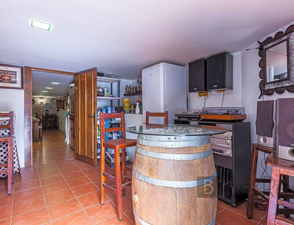 House-Villa For sell in Valdemorillo in Madrid 