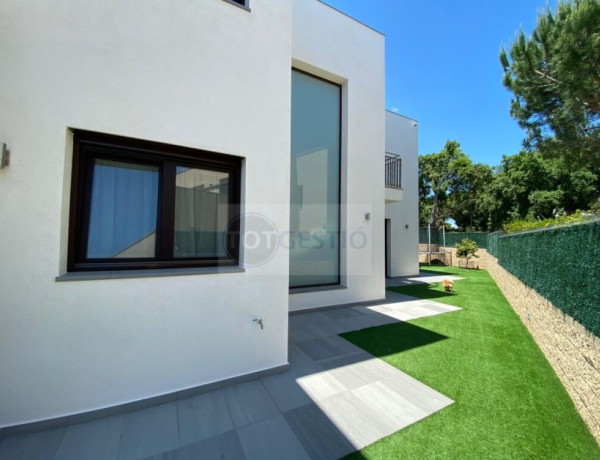 Casa-Chalet en Venta en Sant Feliu De Guixols Girona Ref: VC-10383