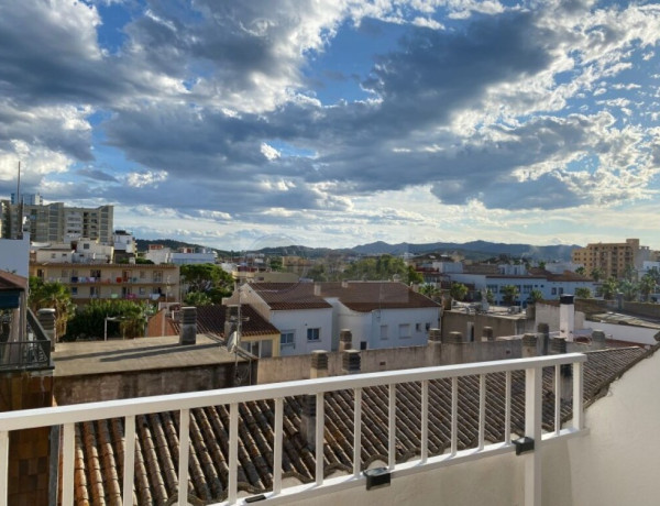 Piso en Venta en Castell Platja D Aro Girona Ref: VP-1996