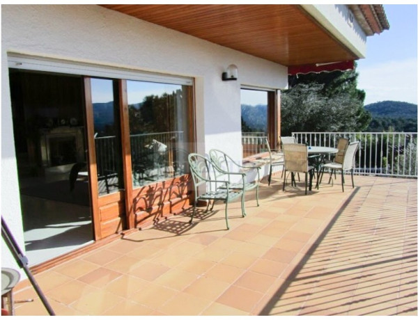 House-Villa For sell in Santa Cristina D Aro in Girona 