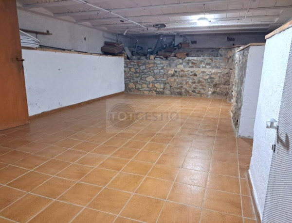 House-Villa For sell in Santa Cristina D Aro in Girona 