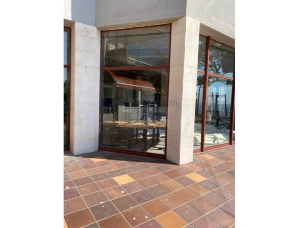 Local comercial en Alquiler en Castell Platja D Aro Girona Ref: LLOGREST-2031