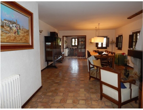 House-Villa For sell in Llambilles in Girona 