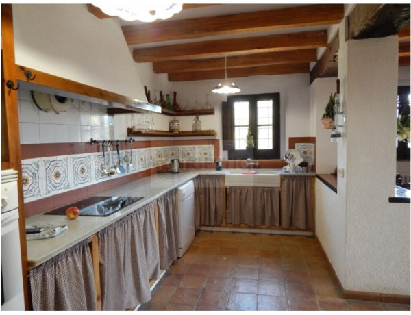 House-Villa For sell in Llambilles in Girona 