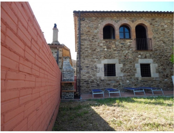 House-Villa For sell in Llambilles in Girona 