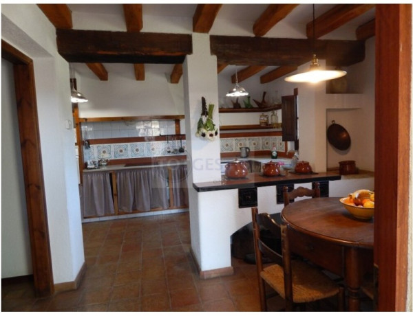 House-Villa For sell in Llambilles in Girona 