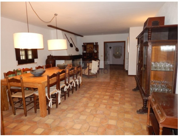 Casa-Chalet en Venta en Llambilles Girona Ref: VC-1908