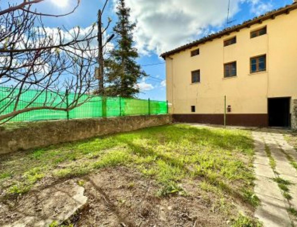 Town house For sell in Santa Cruz Del Fierro in Álava 