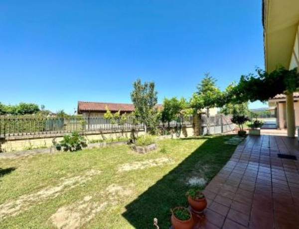 House-Villa For sell in Pariza in Burgos 