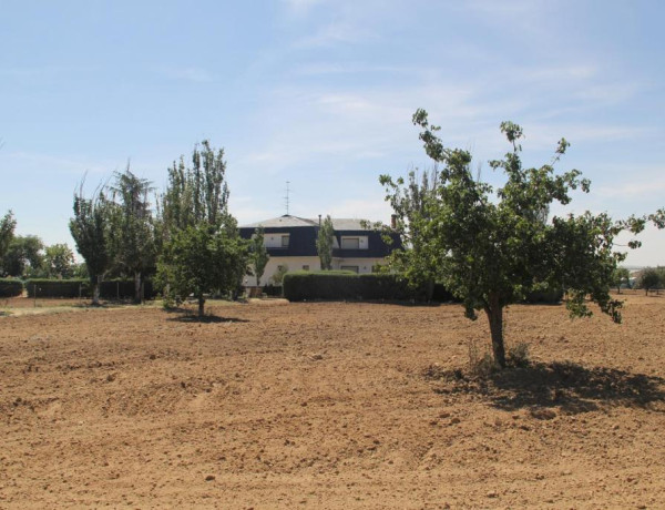 Terreno en venta en Alcorcón de 28000 m2