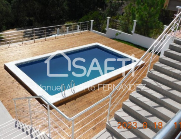 House-Villa For sell in Lloret De Mar in Girona 